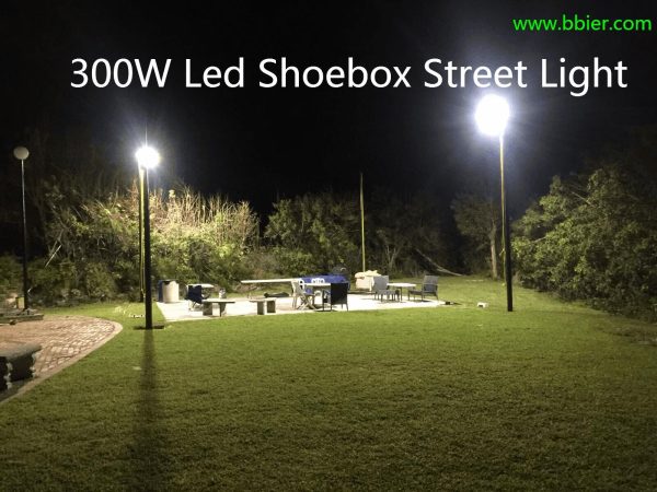 320 Watts Led Shoebox Lights Fixture 5000k 1.jpg