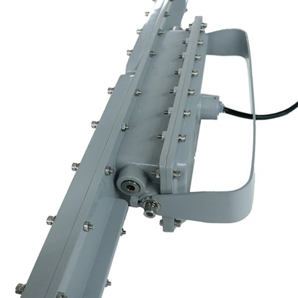 Explosion Proof Linear Highbay 80w Ip66 5000k With 8400lm For Airport 1.jpg